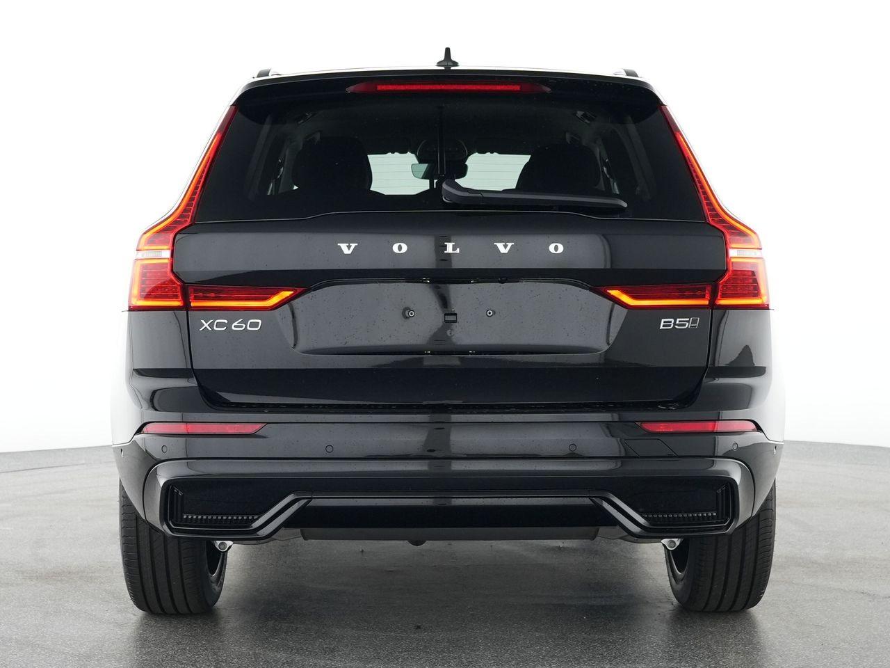 Volvo XC60 Plus Dark AWD