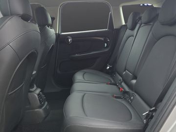 MINI Cooper Countryman - 11
