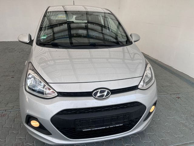 Hyundai i10 1.0 Sitzheizung*Tempomat*