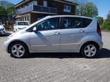 Mercedes-Benz A 180 5-türig - gebrauchte Mercedes-Benz A 180 aus dem Jahr 2009