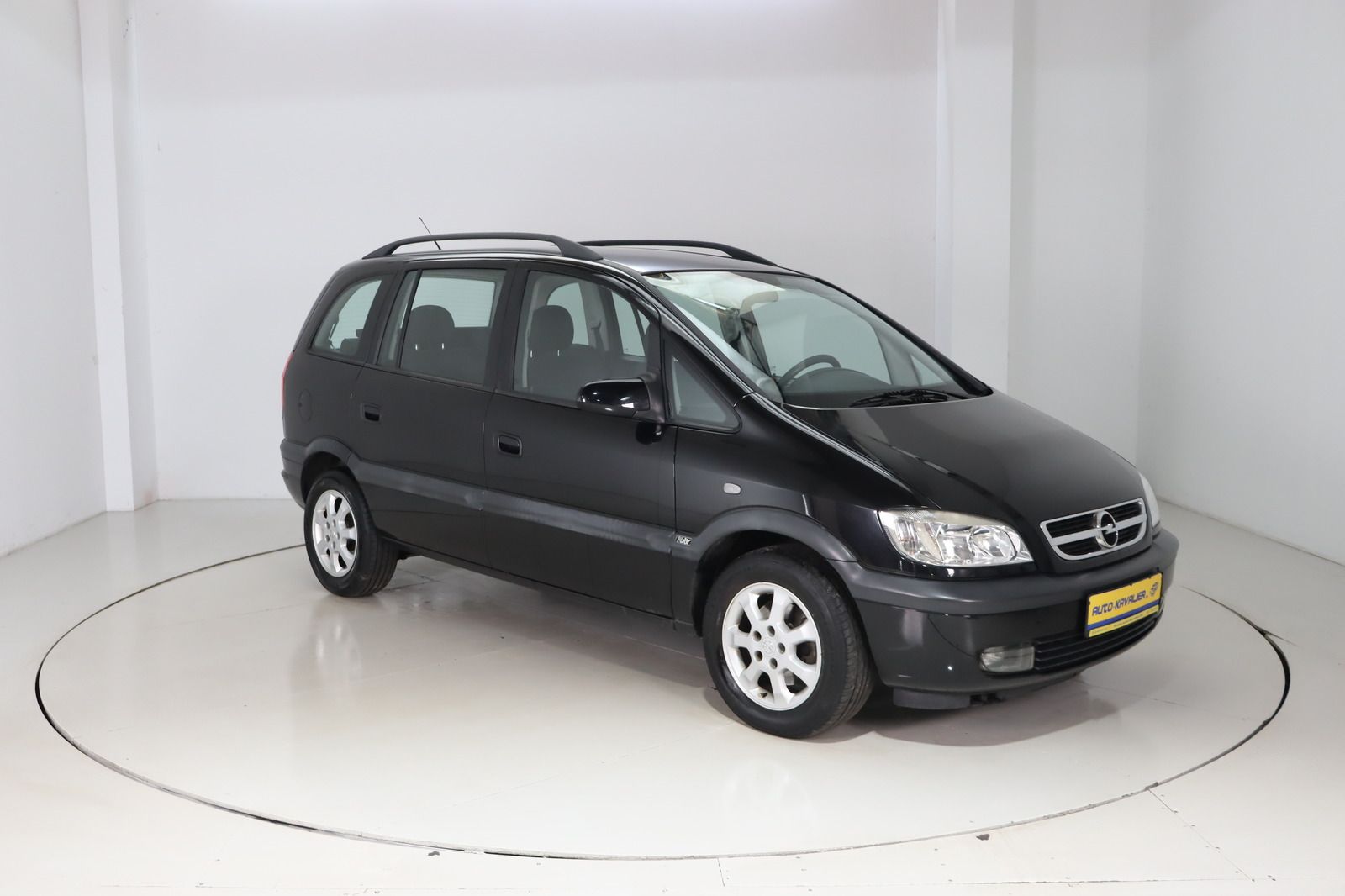 Fahrzeugabbildung Opel Zafira A 1.8i 7 Sitze * HU/AU 03.27 * AHK