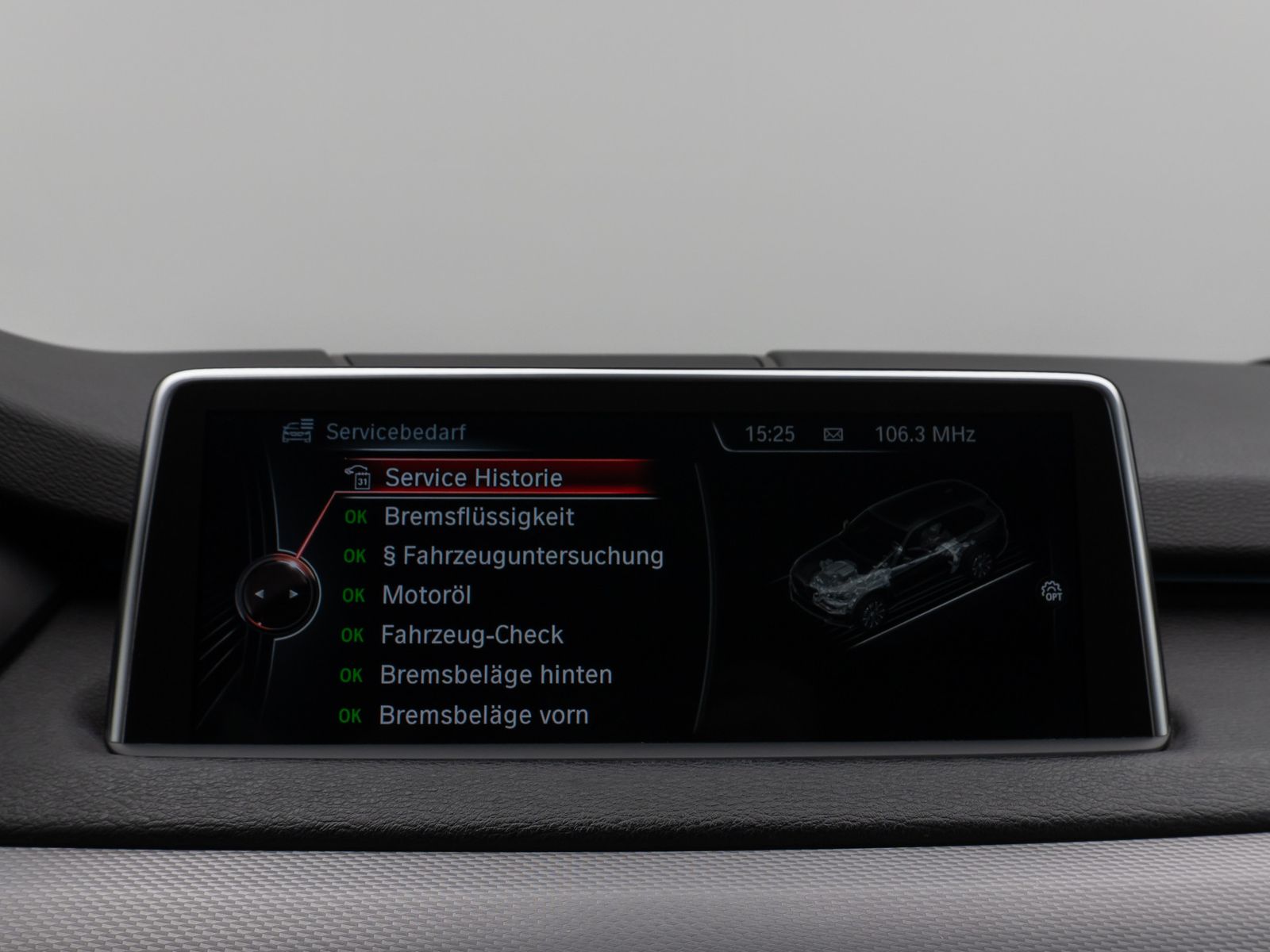 Fahrzeugabbildung BMW X5 xD30d M Sport HUD HiFi NaviPro PDC LED Leder