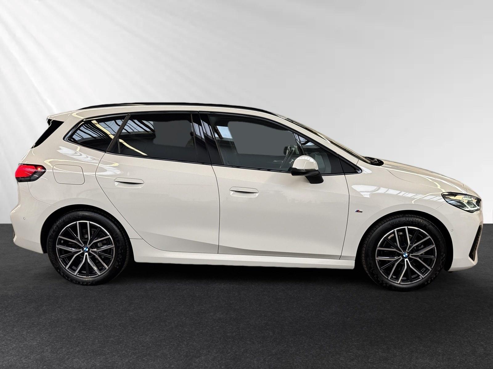 BMW 220i Active Tourer M Sport|AHK|Head-Up|Pano