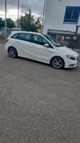 Mercedes-Benz Mercedes B 200 Cdi Mit ATM 70000 km mit Re... - : Navigationssystem, Cd 70