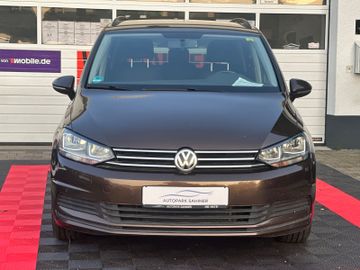 Volkswagen Touran - 4