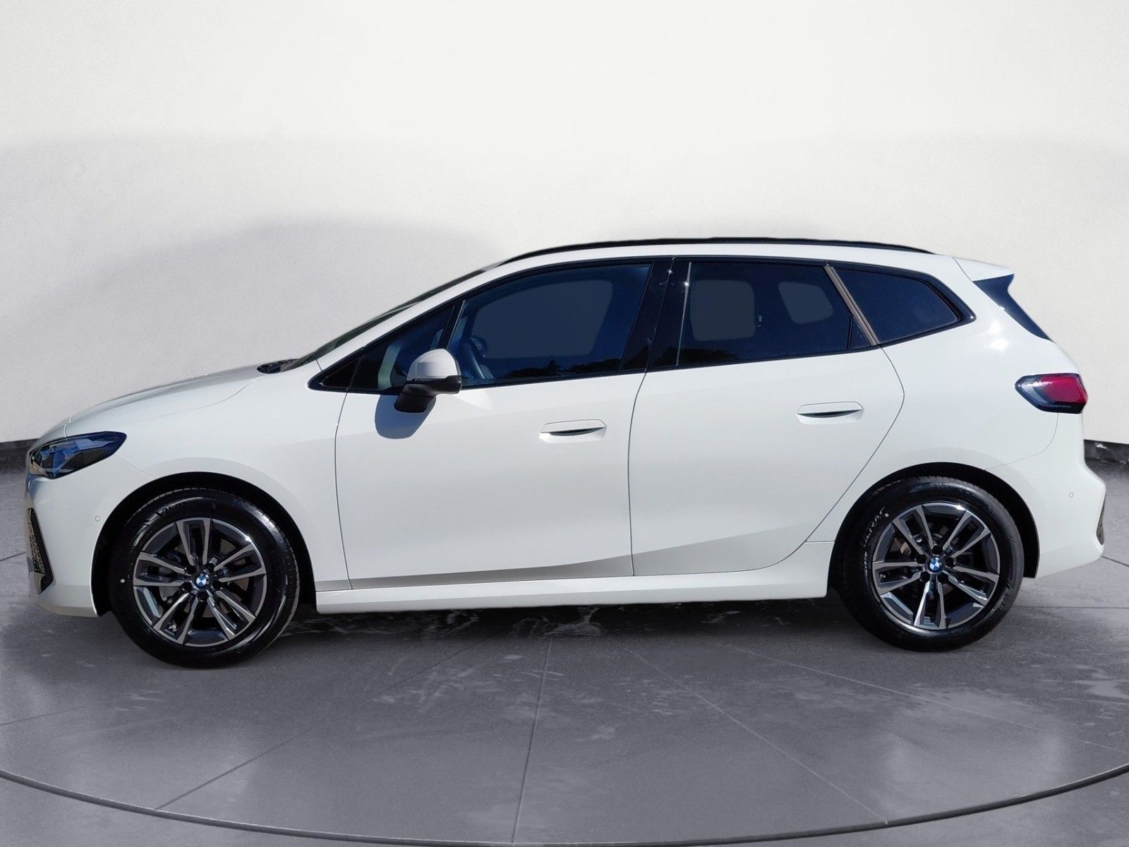 BMW 220i Active Tourer Steptronic DCT M Sportpaket P foto 3