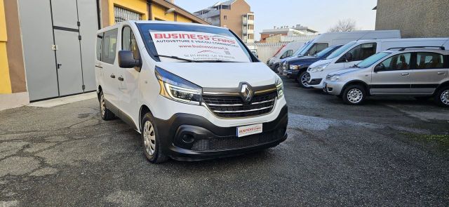 Renault Trafic T27 2.0 dCi 120CV PC-TN - 9 POSTI