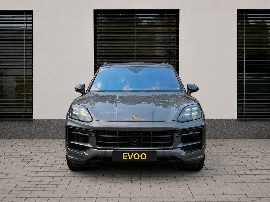 Porsche Cayenne — hlavná fotografia