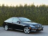Mercedes-Benz C 250 Sport Coupé Autom.*LEDER*NAVI*PANORAMA - Mercedes-Benz C 250: Sport