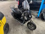 Piaggio Vespa 250 GTS - VON 126 BIS 250 CCM