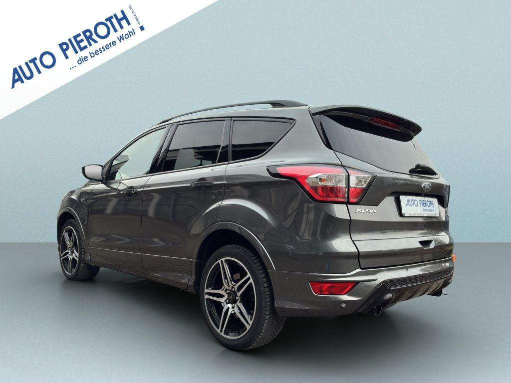 Ford Kuga 1.5 EcoBoost 2x4 ST-Line