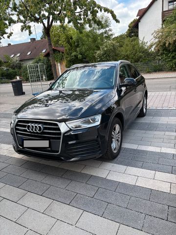 AUDI Q3 2.0 TFSI 132kW quattro Stronic 