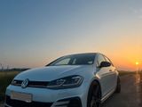 Volkswagen Golf 7.5 GTI - Volkswagen Golf: 5gti