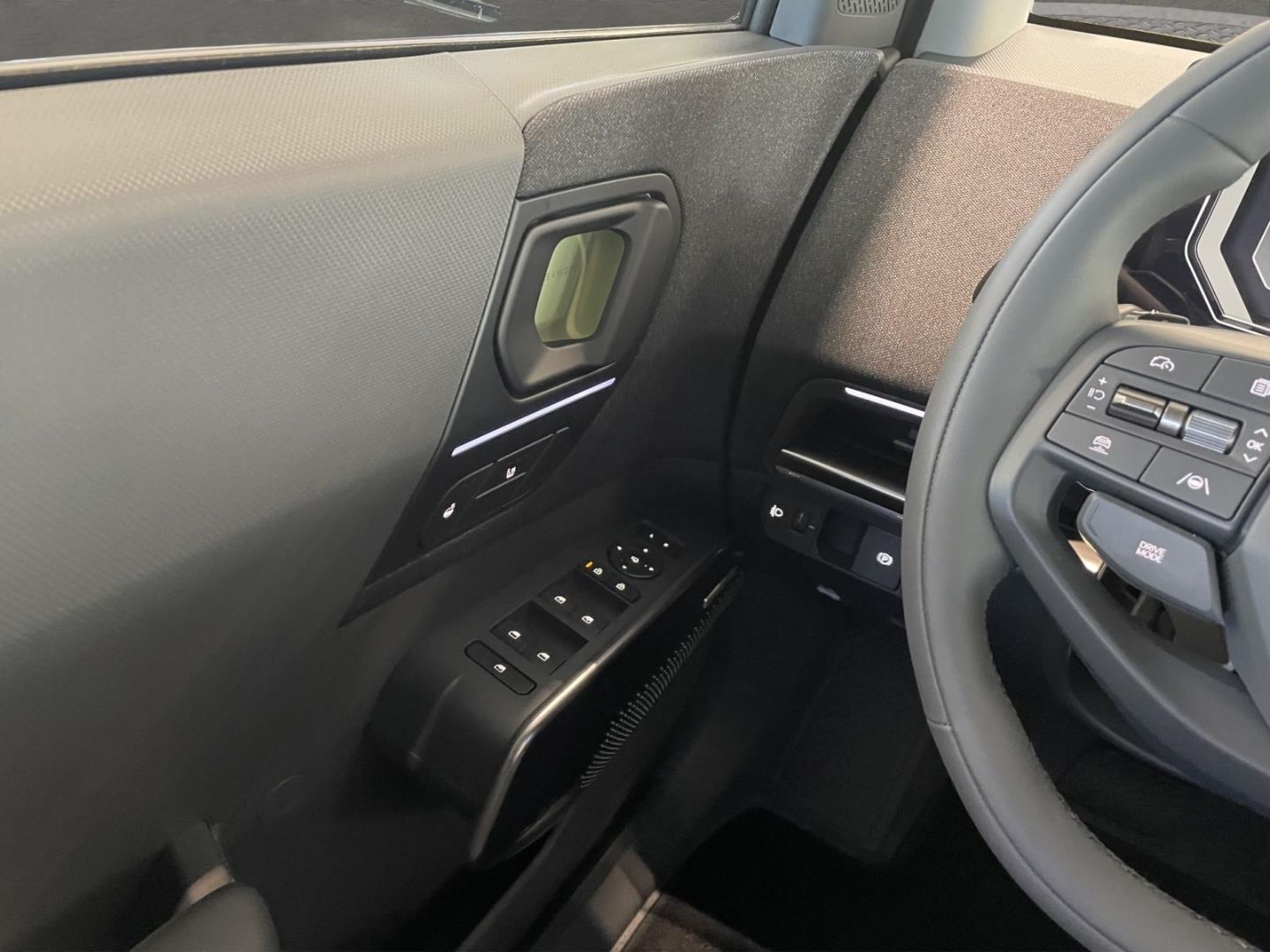 Fahrzeugabbildung Kia EV2 108 kW Earth Navi LED Harman/Kardon Tempomat
