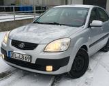 Kia Rio 1.4L  DOHC 16V Benziner - gebrauchte Kia Rio aus dem Jahr 2006