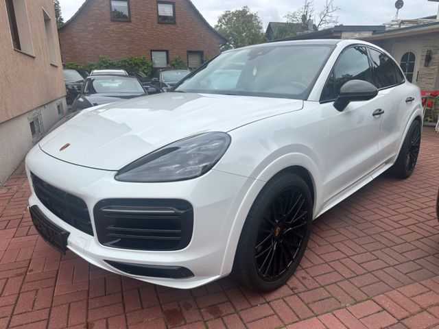 Porsche Cayenne Coupe GTS CLUBLEDER+STAND+APPROVED 12/25