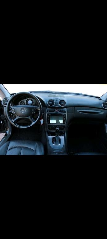 Mercedes-Benz CLK 320