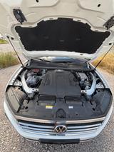 Volkswagen Touareg 3.0 V6 TDI 170kW 4MOT Tiptr. Eleganc... - Volkswagen Touareg in Magdeburg