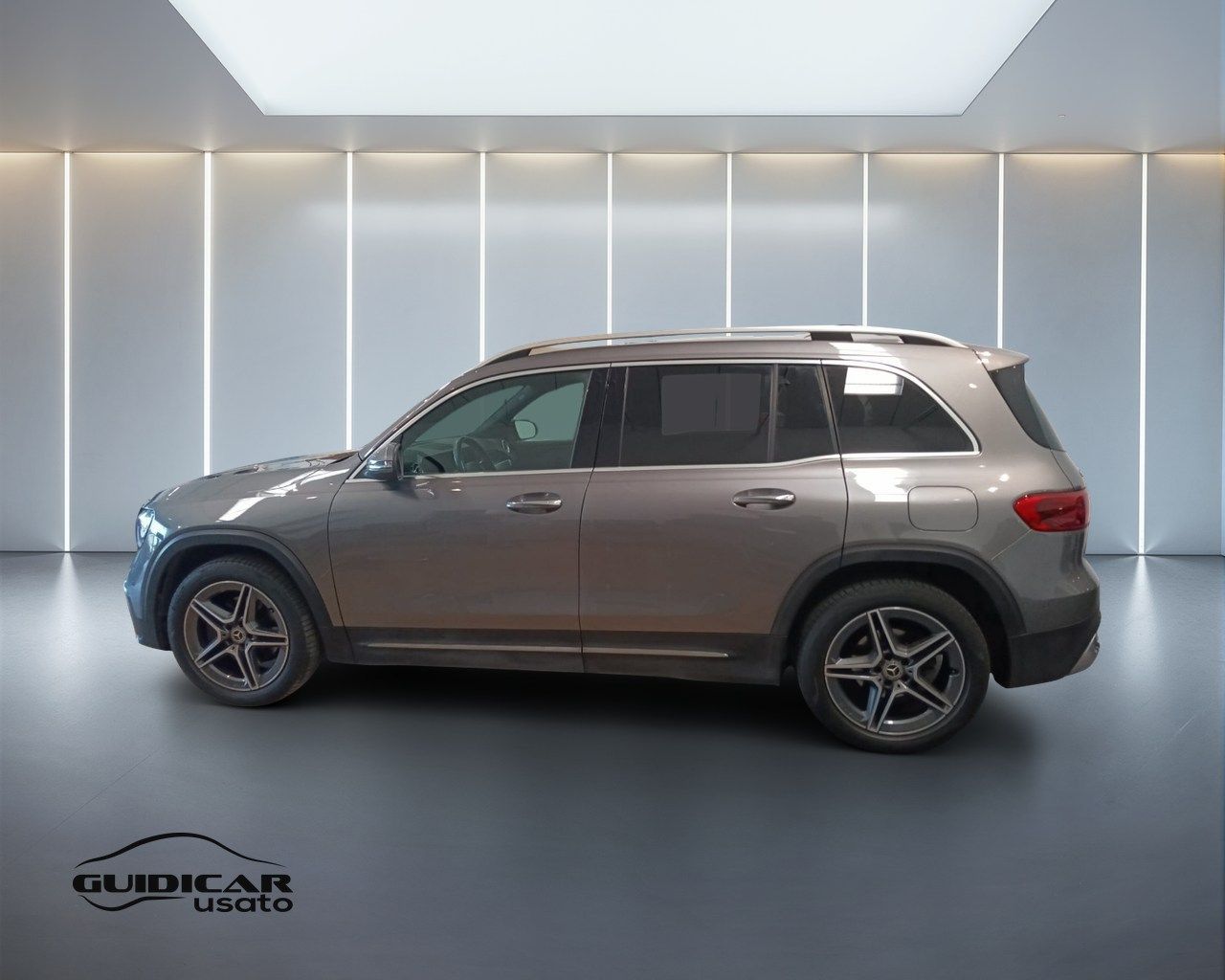 Mercedes-Benz GLB - X247 2023 - GLB 200 d AMG Li imagem 3