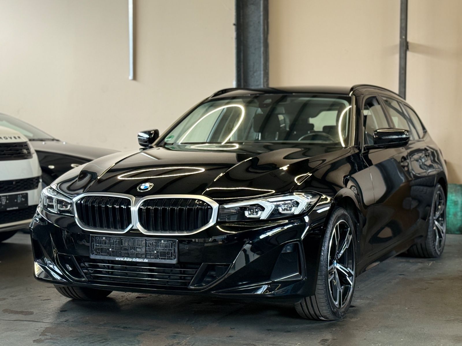 BMW 320i Touring Neues Model  Whitescreen/Led/ foto 2