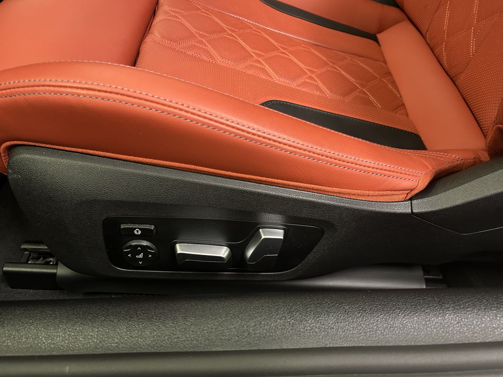 BMW M8 - Bild 19