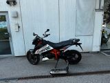 KTM Duke 690 R Karbon AKRA - KTM DUKE 690 R