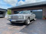 Mercedes-Benz Mercedes 123 Coupe - Mercedes-Benz E 230: Coupe