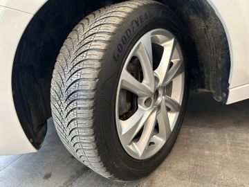 Opel Corsa F Elegance *Kamera*PDC*