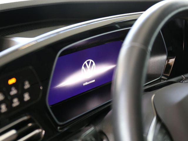 Volkswagen Caddy Maxi eHYBRID DSG STYLE LED ACC 7SITZ AHK