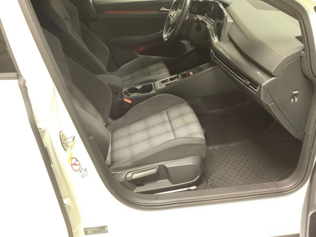 Golf GTE eHybrid DSG  Matrix, Head up, Pano, Kam