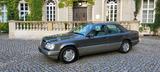Mercedes-Benz E 200 Oldtimer 1. Hand Classic Data Gutachten 1- - Oldtimer: Limousine