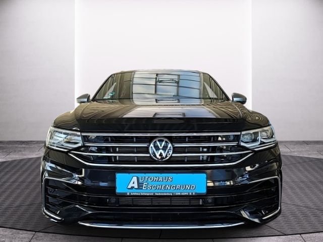 Fahrzeugabbildung Volkswagen Tiguan Allspace 2.0 TDI 4M DSG R-Line PANO MATRI