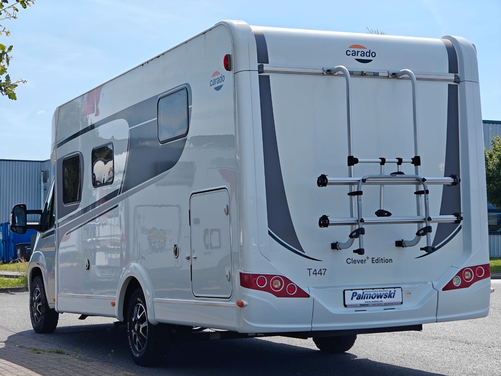 Fahrzeugabbildung Carado T-447 Clever+ Edition - SAT, TV, A/T, Hubbett -