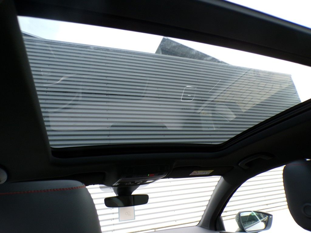 Fahrzeugabbildung SEAT Ateca 1.5 TSI FR Black Edition