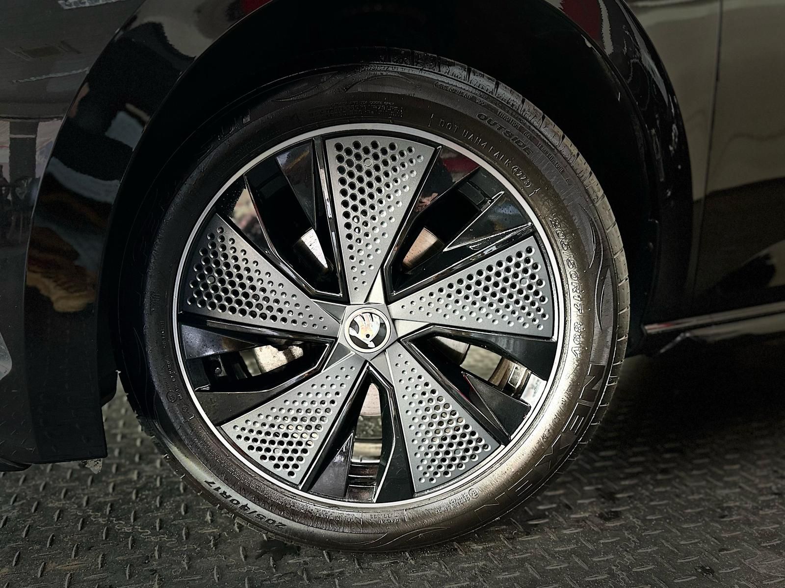 SKODA Scala 1.0TSI MONTE CARLO MATRIX#TEMPO#NAVI#SHZ - Image 9