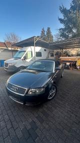 Audi A4 Cabrio 3.0 V6 - Audi A4 aus 2002: 3.0