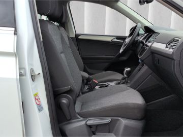 Volkswagen Tiguan - 8