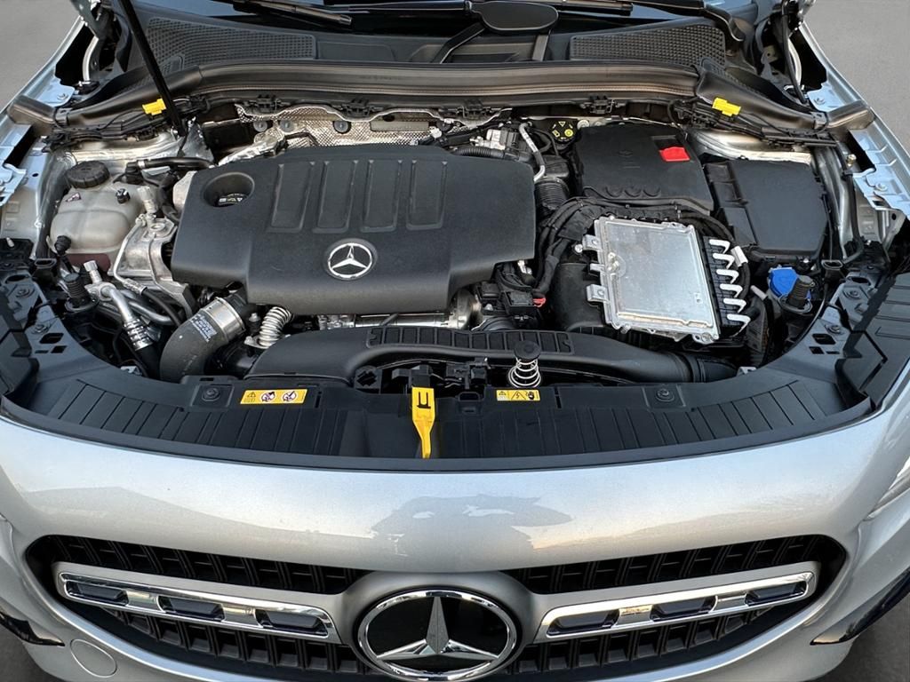 Fahrzeugabbildung Mercedes-Benz GLA 200 d LED*ParkAss*SpurH*AUT*el.Heck*PDC*AHK