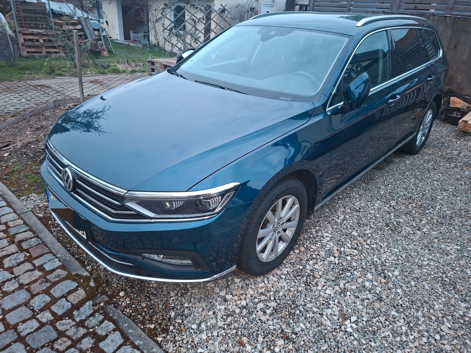 VW Passat 2.0 TDI SCR 140kW DSG 4M Highl. Varia...