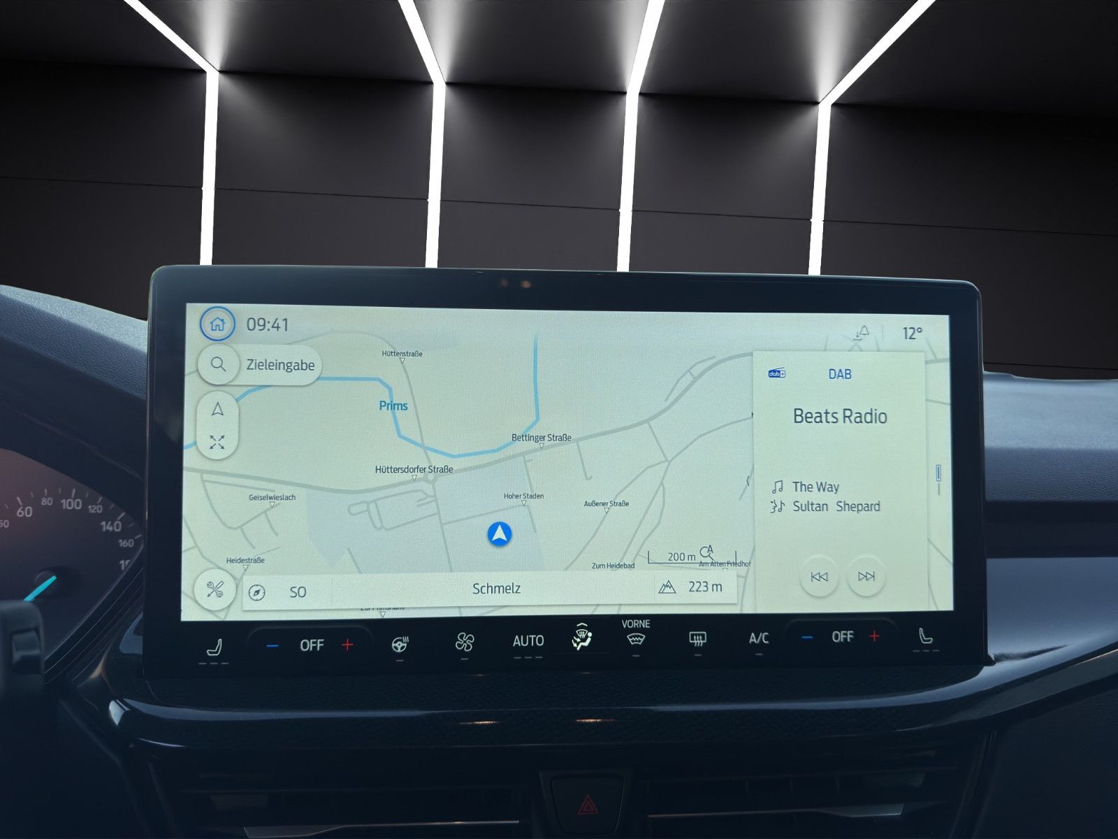 Fahrzeugabbildung Ford Focus Turnier ST-Line/Keyless/ACC/Winter Paket