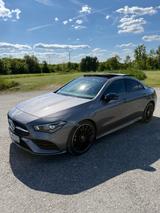 Mercedes-Benz CLA 200 4MATIC DCT -