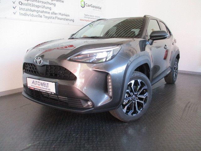 Fahrzeugabbildung Toyota Yaris Cross Hybrid FWD Teamplayer, Winterpaket