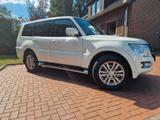 Mitsubishi Pajero 3,2 DI-D 4WD SUV-Star Automatik SUV-Star