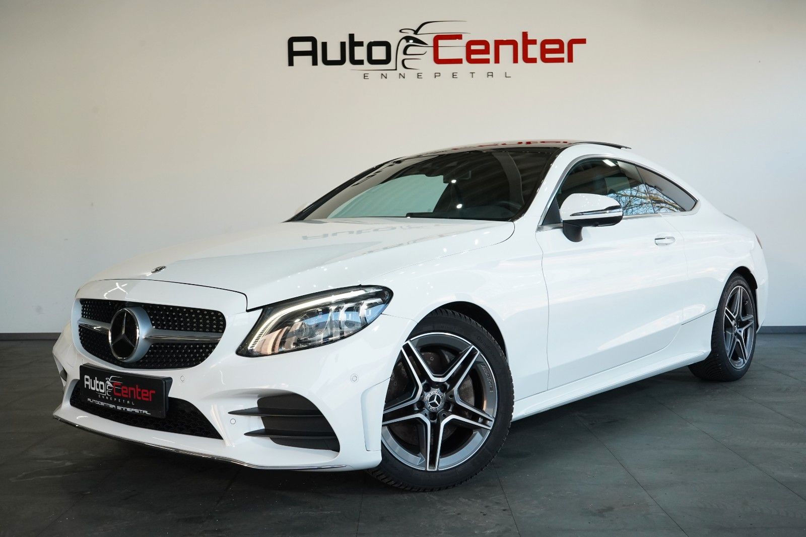 MERCEDES-BENZ C 300 Coupe AMG-Line*Pano*Keyless*2.Hand*360°Kam