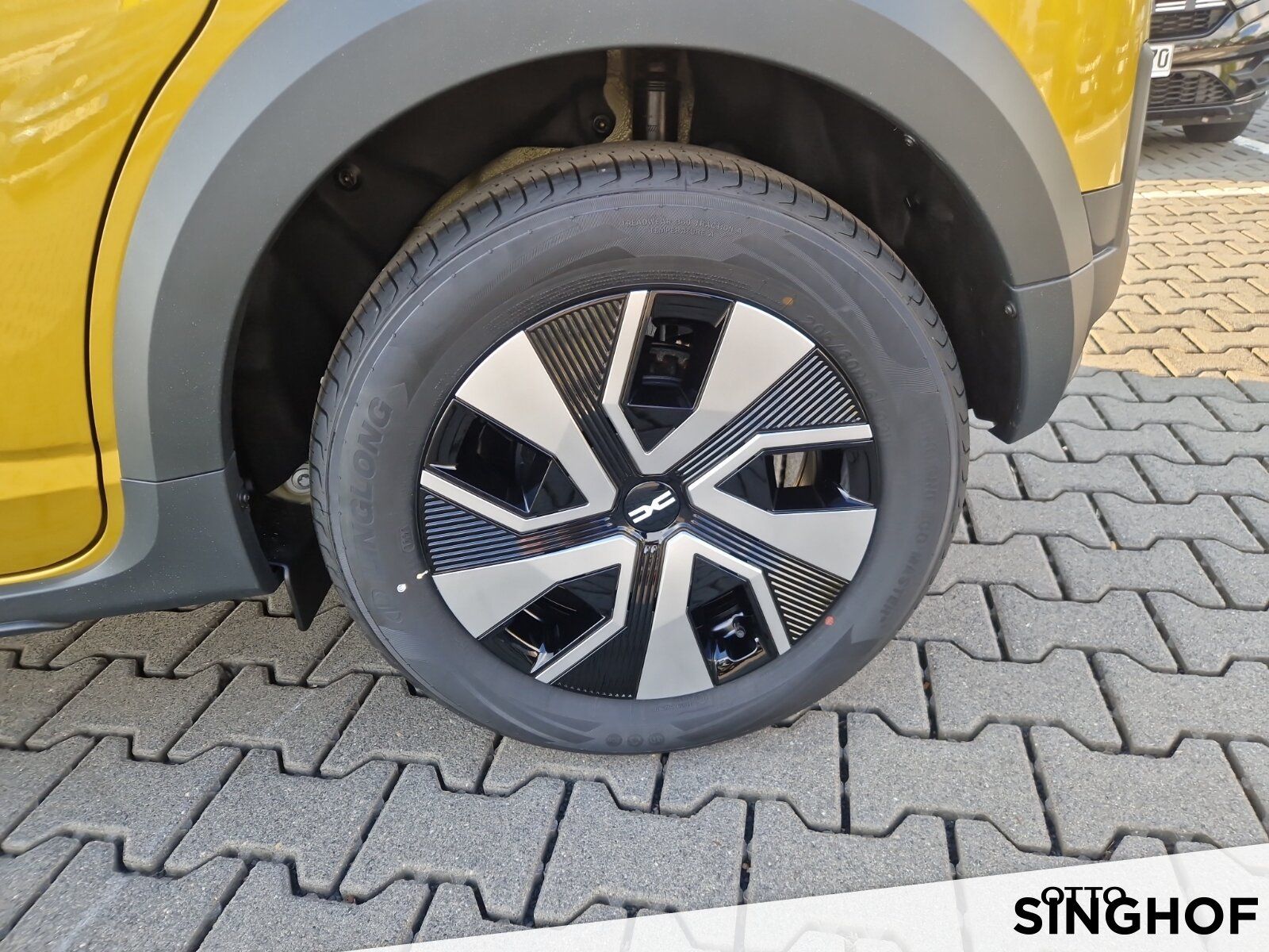 Fahrzeugabbildung Dacia Neuer Sandero Stepway Expression Eco-G 120