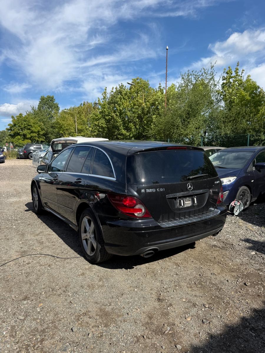 Mercedes-Benz R320 2008 — photo 6