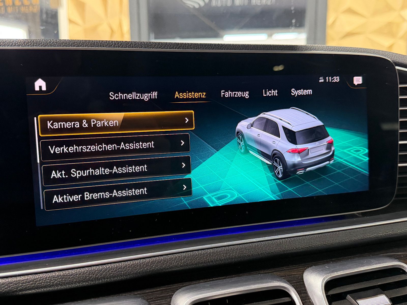 Fahrzeugabbildung Mercedes-Benz GLE 450 /AMG/PANO/BURMESTER/360°/AMBIENTE