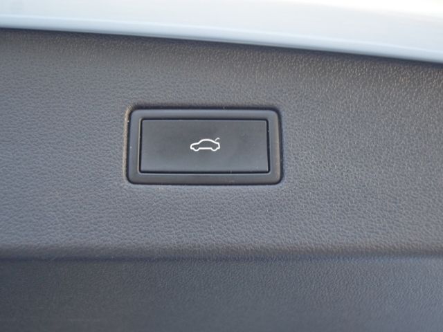 Tiguan Allspace 2.0 TDI DSG LED/NAVI+VZE+RFK/ASS