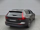 Volvo V60 Kombi 2.0  Core - Volvo aus 2022