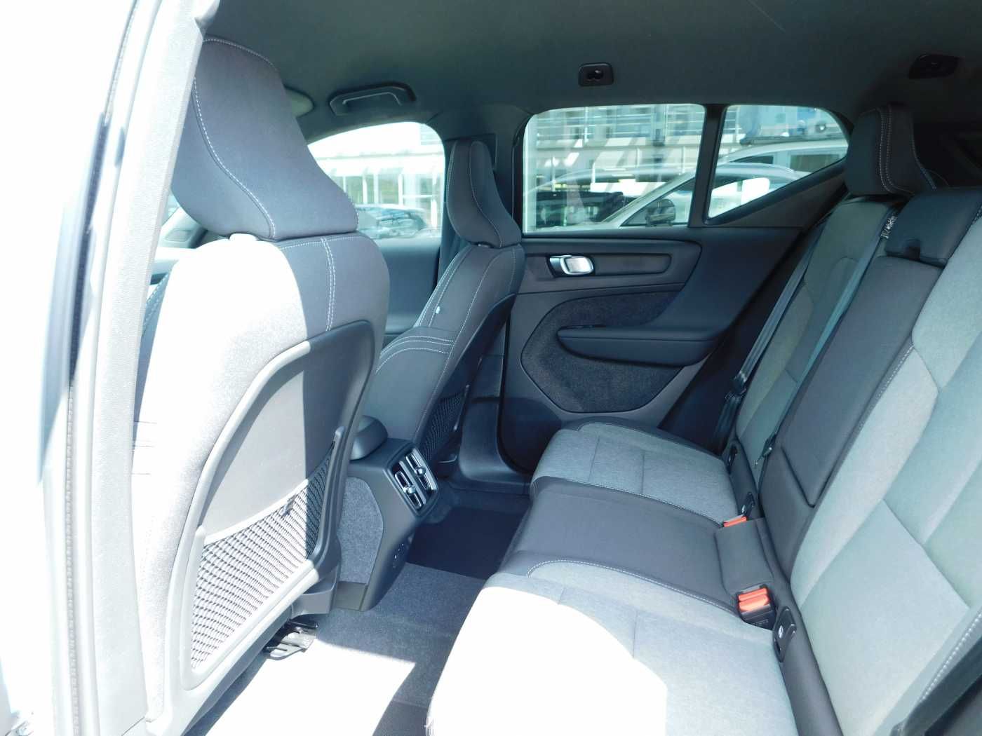 Fahrzeugabbildung Volvo XC40 B4 B DKG Core 'ACC, BLIS, AHK'